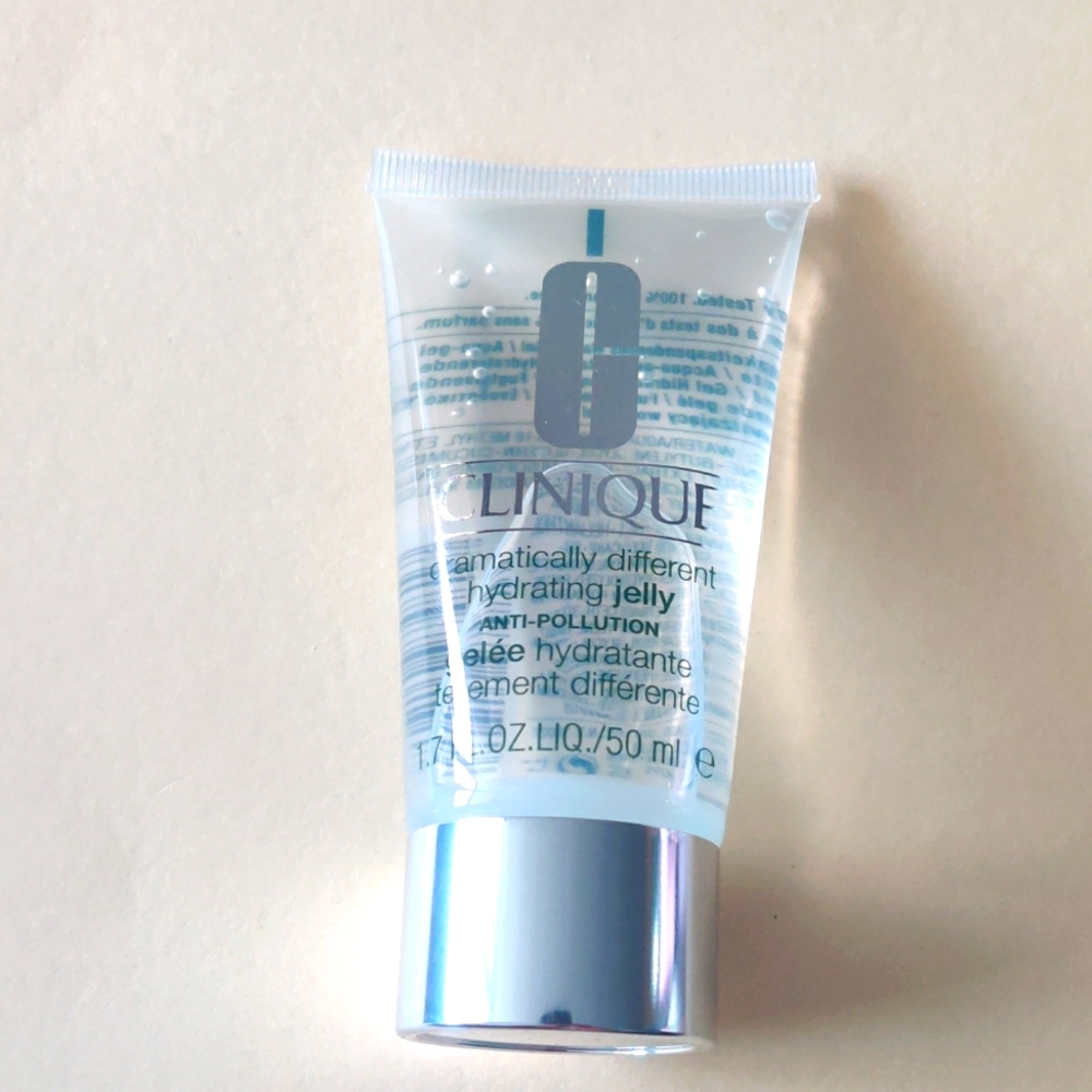 Clinique Dramatically Different Hydrating Jelly Anti-Pollution Moisturizer